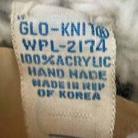 Vintage Glo Knit  Hand Knit Baby Booties - Picture 3 of 5